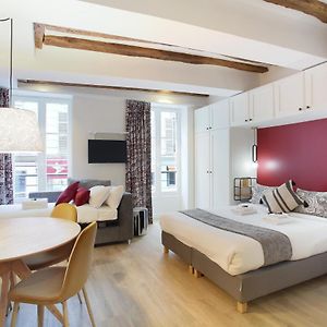 Estudio Deluxe con Cama King